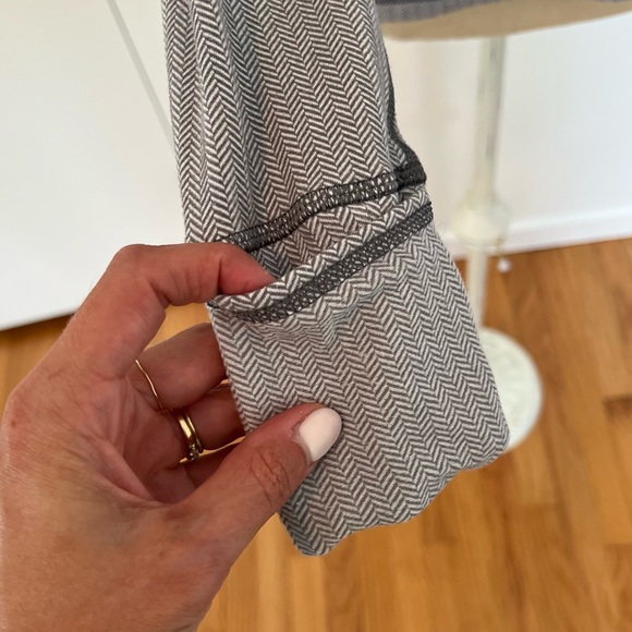 Lululemon Chevron Ruffle Jacket - Picture 3 of 9